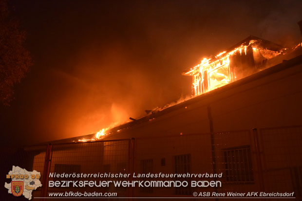 20171019 Dachstuhlbrand in Wampersdorf  Foto: ASB Rene Weiner AFK Ebreichsdorf