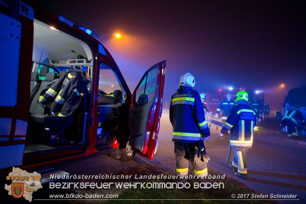 20171019 Dachstuhlbrand in Wampersdorf  Foto: Stefan Schneider BFK BADEN