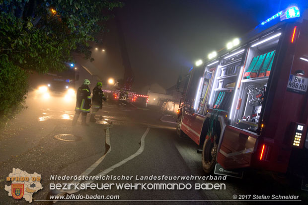 20171019 Dachstuhlbrand in Wampersdorf  Foto: Stefan Schneider BFK BADEN