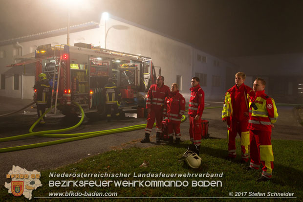 20171019 Dachstuhlbrand in Wampersdorf  Foto: Stefan Schneider BFK BADEN