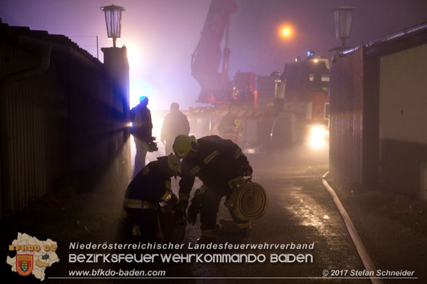 20171019 Dachstuhlbrand in Wampersdorf  Foto: Stefan Schneider BFK BADEN