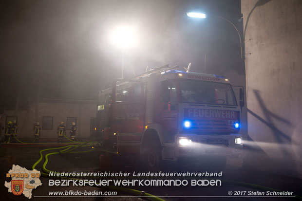 20171019 Dachstuhlbrand in Wampersdorf  Foto: Stefan Schneider BFK BADEN