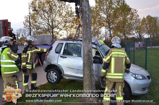 20171103 Schwerer Verkehrsunfall in Ebreichsdorf  Foto: © Thomas Lenger Monatsrevue.at