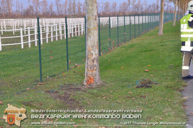 20171103 Schwerer Verkehrsunfall in Ebreichsdorf  Foto: © Thomas Lenger Monatsrevue.at