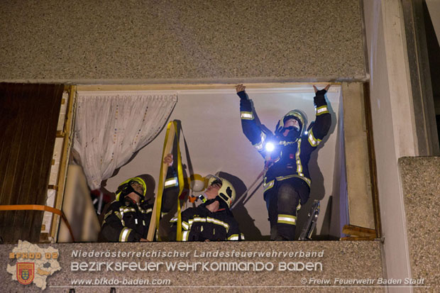 20171104 Explosion in der Wohnung einer Badener Wohnhausanlage  Foto: © Freiwillige Feuerwehr Baden-Stadt
