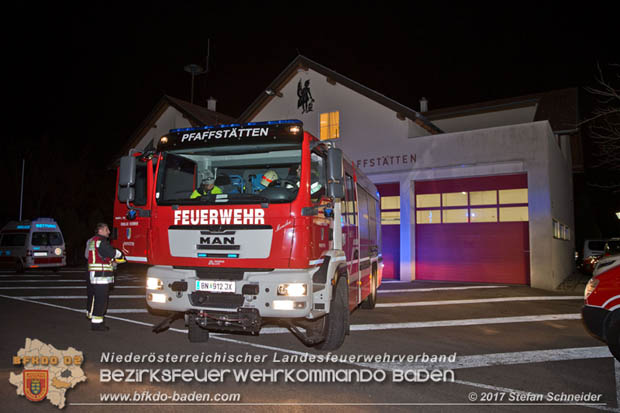 20171113 Personensuche nach 12-jaehrigen abgaengigen Bub in Pfaffstaetten  Foto: Stefan Schneider BFK BADEN