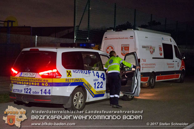 20171113 Personensuche nach 12-jaehrigen abgaengigen Bub in Pfaffstaetten  Foto: Stefan Schneider BFK BADEN