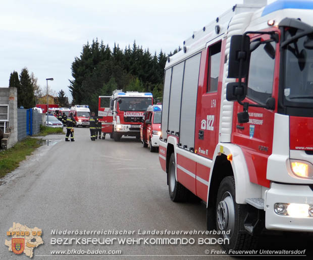 20171112 Brand im Industriegebiet Unterwaltersdorf  Foto: Freiwillige Feuerwehr Unterwaltersdorf