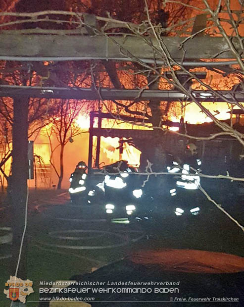 20171211 Brand einer Gartenhütte - Schrebergartensiedlng in Traiskirchen  Foto: © Freiwillige Feuerwehr Traiskirchen-Stadt