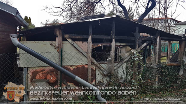 20171211 Brand einer Gartenhütte - Schrebergartensiedlng in Traiskirchen  Foto: © Stefan Schneider