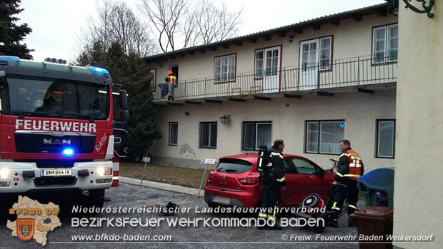 20171220 Zimmerbrand in Baden Weikersdorf mit einem Toten Foto: © Martin Strubreiter FF Baden Weikersdorf 20171220 Zimmerbrand in Baden Weikersdorf mit einem Toten Foto: © Martin Strubreiter FF Baden Weikersdorf