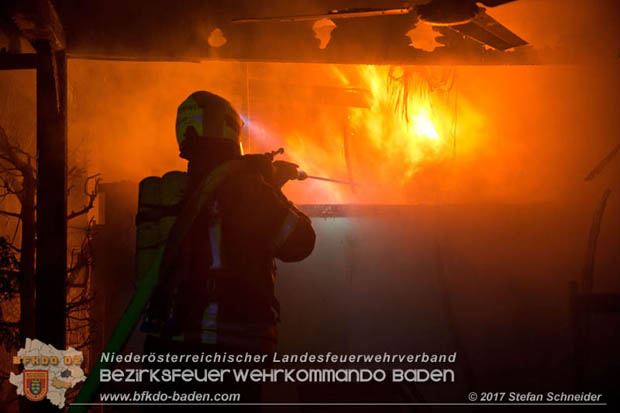 20171222 Brand in einem Reihenwohnhaus in Tribuswinkel  Foto: © Stefan Schneider BFK BADEN