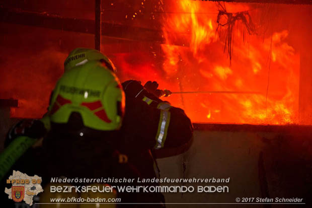 20171222 Brand in einem Reihenwohnhaus in Tribuswinkel  Foto: © Stefan Schneider BFK BADEN