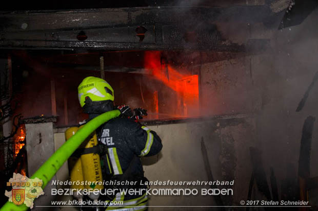 20171222 Brand in einem Reihenwohnhaus in Tribuswinkel  Foto: © Stefan Schneider BFK BADEN