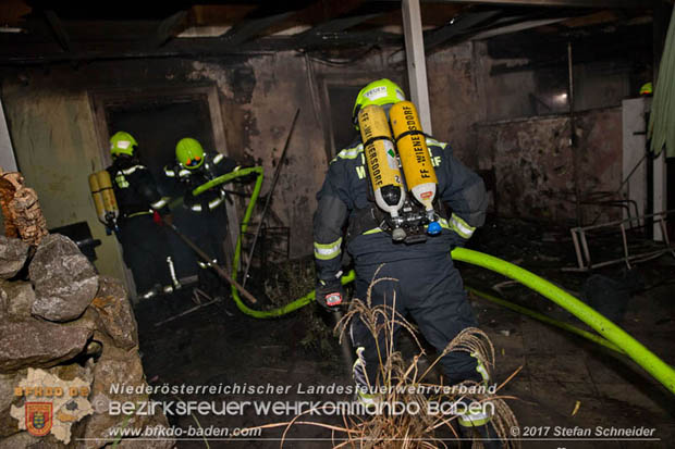 20171222 Brand in einem Reihenwohnhaus in Tribuswinkel  Foto: © Stefan Schneider BFK BADEN