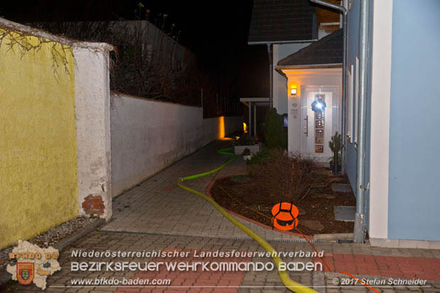 20171222 Brand in einem Reihenwohnhaus in Tribuswinkel  Foto: © Stefan Schneider BFK BADEN