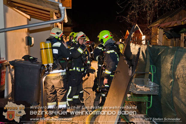 20171222 Brand in einem Reihenwohnhaus in Tribuswinkel  Foto: © Stefan Schneider BFK BADEN