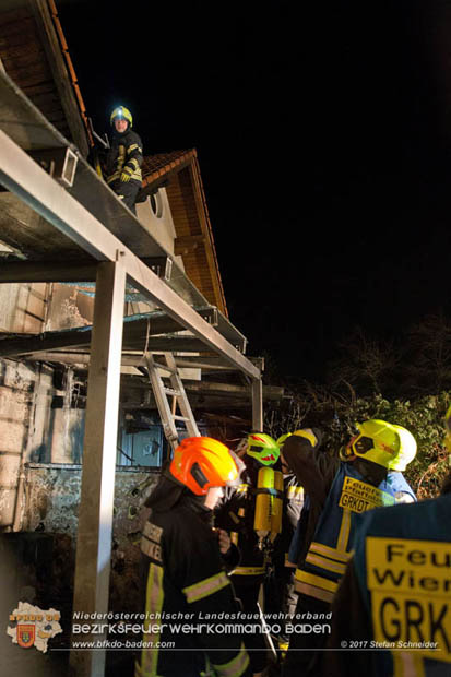 20171222 Brand in einem Reihenwohnhaus in Tribuswinkel  Foto: © Stefan Schneider BFK BADEN
