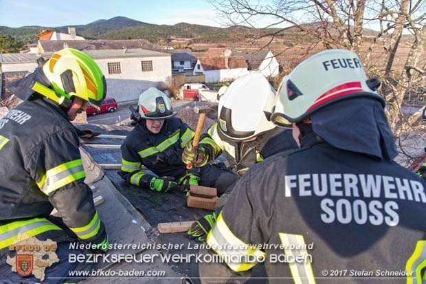 20171224 Sturmschaden in Sooss  Foto: © Stefan Schneider