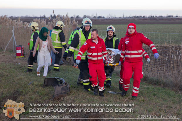 20171224 Verkehrsunfall auf der A2 Suedautobahn zwischen Traiskirchen und dem Knoten Guntramsdorf  Foto: © Stefan Schneider