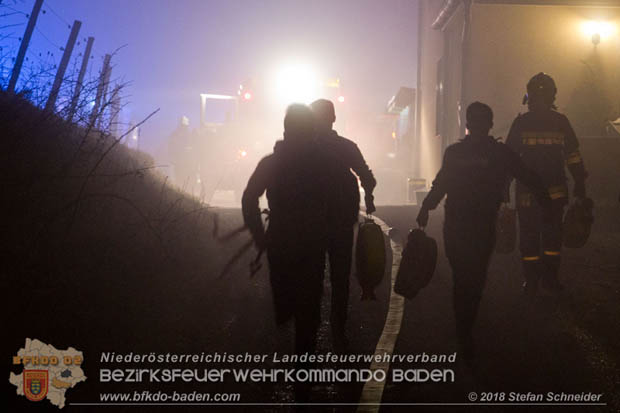 20180101 Brand von Siloballen in Maria Raisenmarkt Ortsteil Untermeierhof Foto: © Stefan Schneider 20180101 Brand von Siloballen in Maria Raisenmarkt Ortsteil Untermeierhof Foto: © Stefan Schneider