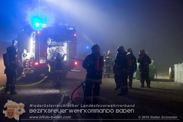 20180101 Brand von Siloballen in Maria Raisenmarkt Ortsteil Untermeierhof Foto: © Stefan Schneider 20180101 Brand von Siloballen in Maria Raisenmarkt Ortsteil Untermeierhof Foto: © Stefan Schneider