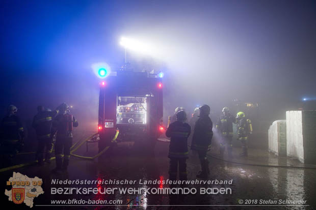 20180101 Brand von Siloballen in Maria Raisenmarkt Ortsteil Untermeierhof Foto: © Stefan Schneider 20180101 Brand von Siloballen in Maria Raisenmarkt Ortsteil Untermeierhof Foto: © Stefan Schneider