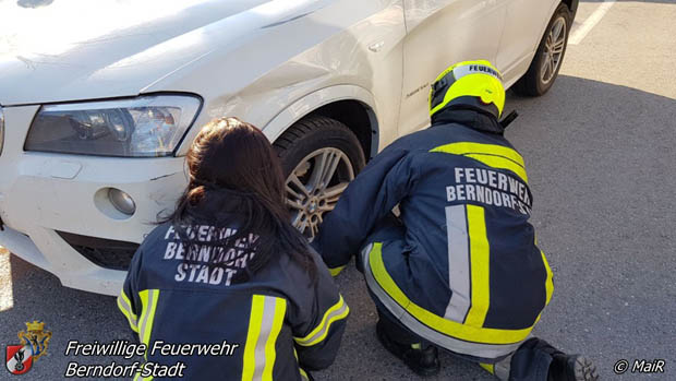 20180131 Verkehrsunfall in Berndorf  Foto: © R. Maier FF Berndorf-Stadt
