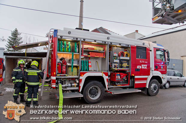 20180208 Dachstuhlbrand in Traiskirchen Ortsteil Wienersdorf Foto: © Stefan Schneider BFK BADEN 20180208 Dachstuhlbrand in Traiskirchen Ortsteil Wienersdorf Foto: © Stefan Schneider BFK BADEN