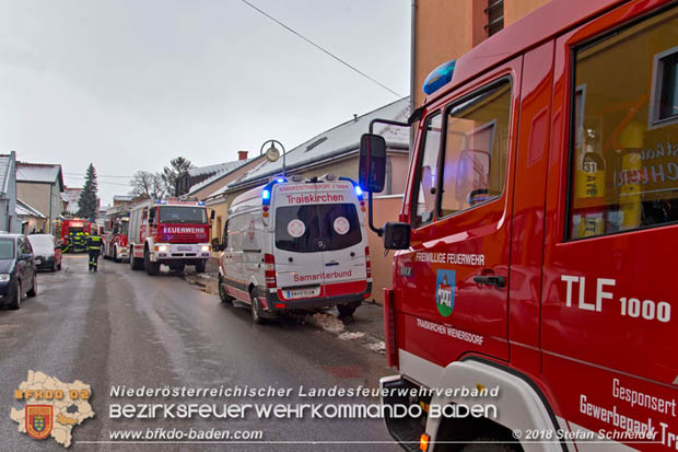 20180208 Dachstuhlbrand in Traiskirchen Ortsteil Wienersdorf Foto: © Stefan Schneider BFK BADEN 20180208 Dachstuhlbrand in Traiskirchen Ortsteil Wienersdorf Foto: © Stefan Schneider BFK BADEN