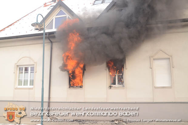 20180226 Vollbrand einer Wohnung in Unterwaltersdorf Foto: © Thomas Lenger MONATSREVUE.at 20180226 Vollbrand einer Wohnung in Unterwaltersdorf Foto: © Thomas Lenger MONATSREVUE.at