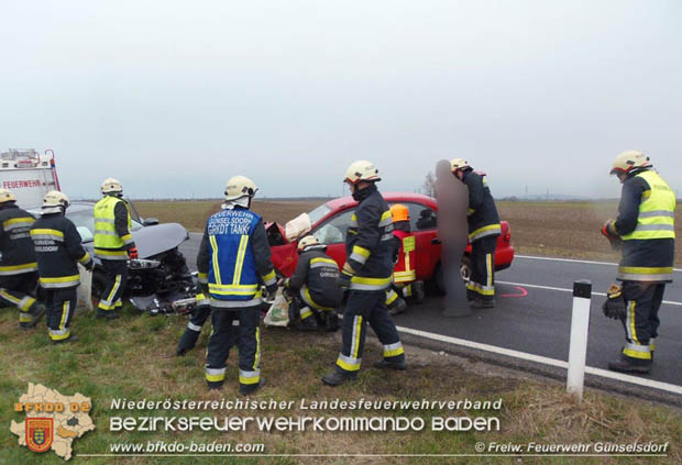 20180329 Verkehrsunfall auf der L154 Günselsdorf-Teesdorf  Foto: © Freiwillige Feuerwehr Günselsdorf