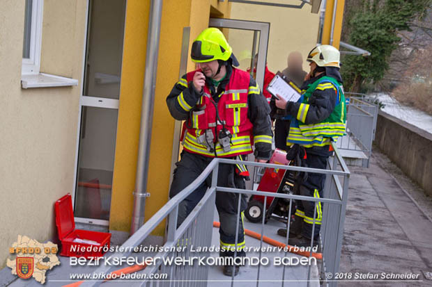 20180401 Brand in einer Wohnhausanlage im Ortsteil Baden Weikersdorf am Ostersonntag  Foto: © Stefan Schneider BFKDO BADEN
