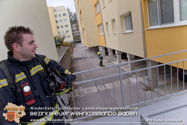 20180401 Brand in einer Wohnhausanlage im Ortsteil Baden Weikersdorf am Ostersonntag  Foto: © Stefan Schneider BFKDO BADEN