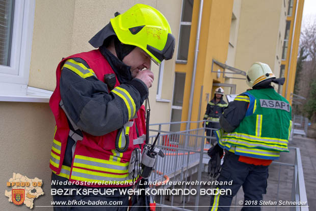 20180401 Brand in einer Wohnhausanlage im Ortsteil Baden Weikersdorf am Ostersonntag  Foto: © Stefan Schneider BFKDO BADEN