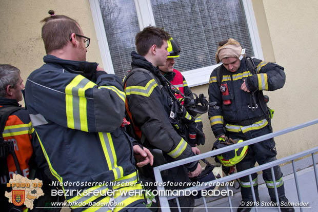 20180401 Brand in einer Wohnhausanlage im Ortsteil Baden Weikersdorf am Ostersonntag  Foto: © Stefan Schneider BFKDO BADEN