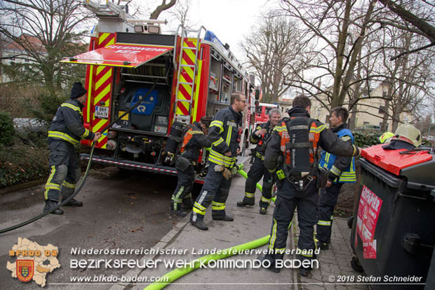 20180401 Brand in einer Wohnhausanlage im Ortsteil Baden Weikersdorf am Ostersonntag  Foto: © Stefan Schneider BFKDO BADEN