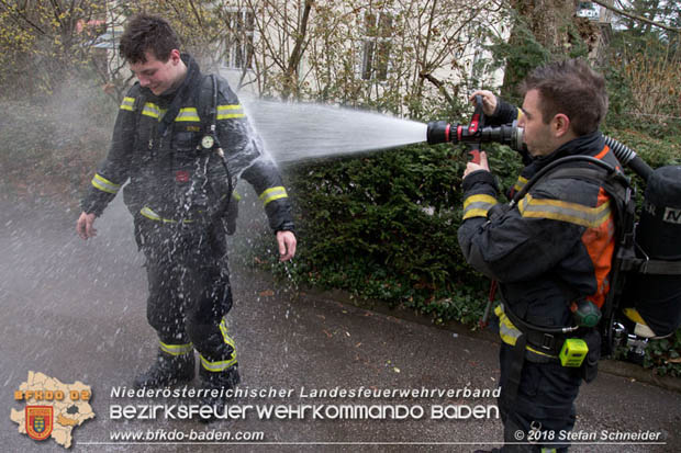 20180401 Brand in einer Wohnhausanlage im Ortsteil Baden Weikersdorf am Ostersonntag  Foto: © Stefan Schneider BFKDO BADEN