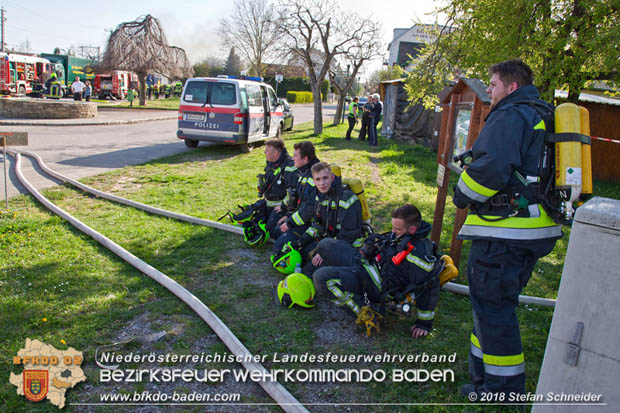 20180414 Brand mehrerer Güterwaggons im Bahnhof Pfaffstätten  Foto: © Stefan Schneider BFKDO BADEN