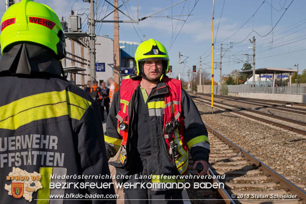 20180414 Brand mehrerer Güterwaggons im Bahnhof Pfaffstätten  Foto: © Stefan Schneider BFKDO BADEN