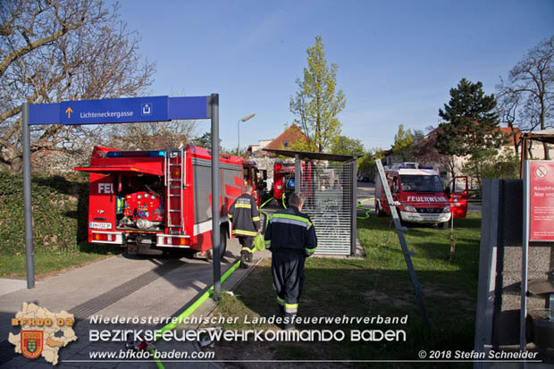 20180414 Brand mehrerer Güterwaggons im Bahnhof Pfaffstätten  Foto: © Stefan Schneider BFKDO BADEN