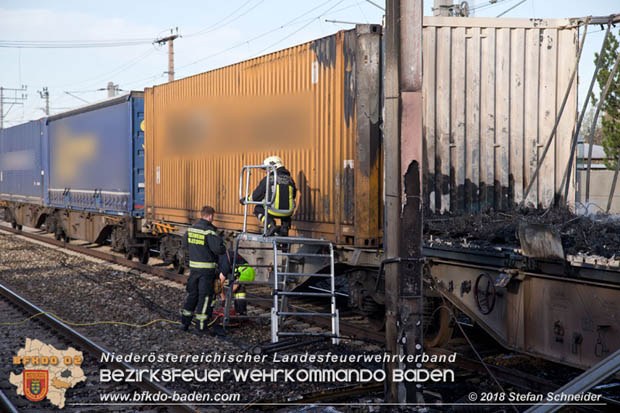 20180414 Brand mehrerer Güterwaggons im Bahnhof Pfaffstätten  Foto: © Stefan Schneider BFKDO BADEN