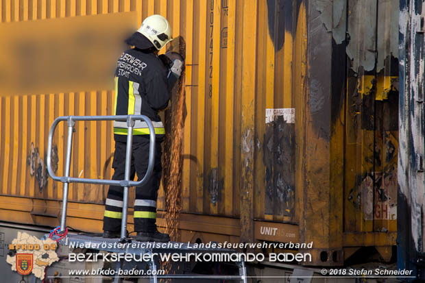 20180414 Brand mehrerer Güterwaggons im Bahnhof Pfaffstätten  Foto: © Stefan Schneider BFKDO BADEN