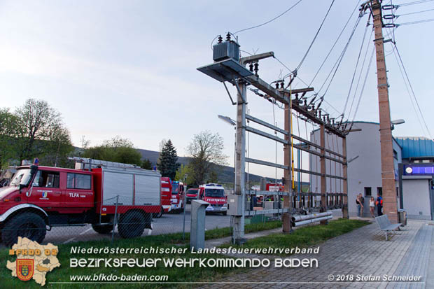 20180414 Brand mehrerer Güterwaggons im Bahnhof Pfaffstätten  Foto: © Stefan Schneider BFKDO BADEN