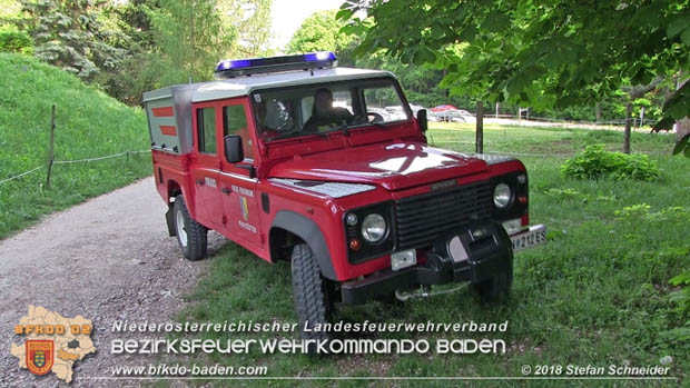 20180505 Feuerwehr Pfaffstätten unterstützt Rettungsdienst bei Person in Notlage  Foto: Stefan Schneider BFK Baden