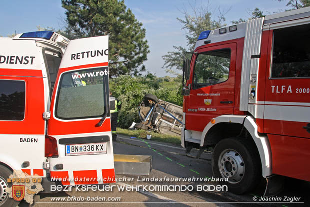 20180518 Verkehrsunfall mit Personenrettung auf der Badener Umfahrungsstraße LB210 Foto: © Joachim Zagler BFK BADEN 20180518 Verkehrsunfall mit Personenrettung auf der Badener Umfahrungsstraße LB210 Foto: © Joachim Zagler BFK BADEN