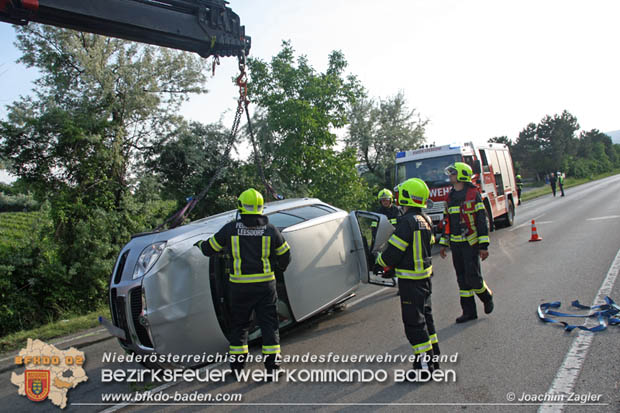 20180518 Verkehrsunfall mit Personenrettung auf der Badener Umfahrungsstraße LB210 Foto: © Joachim Zagler BFK BADEN 20180518 Verkehrsunfall mit Personenrettung auf der Badener Umfahrungsstraße LB210 Foto: © Joachim Zagler BFK BADEN