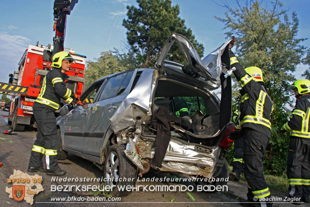 20180518 Verkehrsunfall mit Personenrettung auf der Badener Umfahrungsstraße LB210 Foto: © Joachim Zagler BFK BADEN 20180518 Verkehrsunfall mit Personenrettung auf der Badener Umfahrungsstraße LB210 Foto: © Joachim Zagler BFK BADEN
