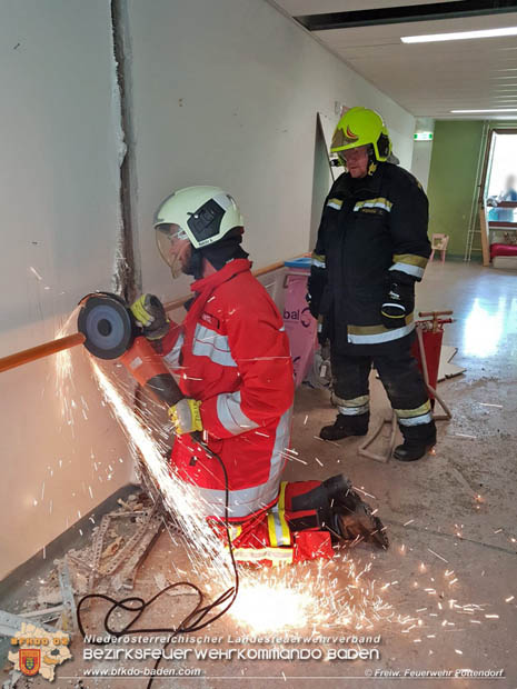20180523 Dehnfugenbrand in Pottendorf Foto: © Pfingstl FF Pottendorf 20180523 Dehnfugenbrand in Pottendorf Foto: © Pfingstl FF Pottendorf
