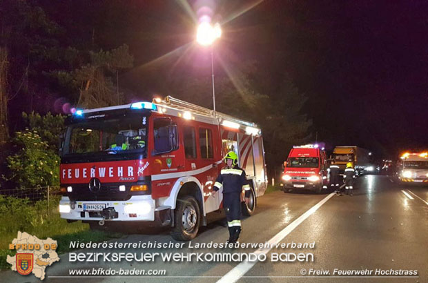 20180528 Verkehrsunfall A21 Bereich Hochstraß Bezirk Baden Foto: © Armin Rottensteiner FF Hochstraß 20180528 Verkehrsunfall A21 Bereich Hochstraß Bezirk Baden Foto: © Armin Rottensteiner FF Hochstraß